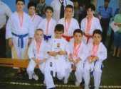 16 medalja za vranjski karate